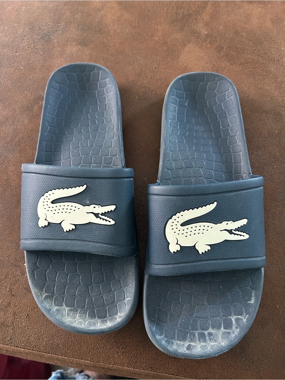 Footwear mismatch